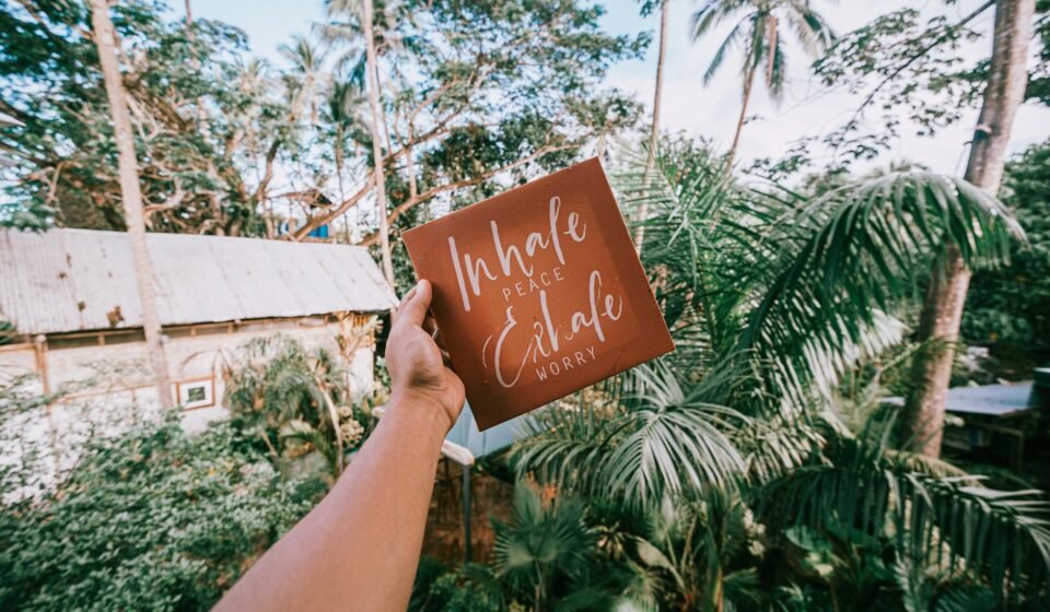 TELL ME SOMETHING GOOD (TUES): Little Girl Sends Apology Note To Police – iHeart