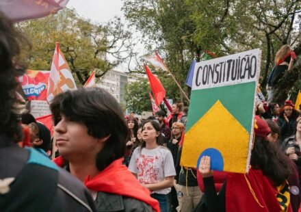 Brazil Ends Long Tradition of 6-Day Workweek via Constitutional Amendment